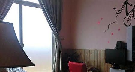 Longtou Cabin Family Hotel - Сямынь Экстерьер фото